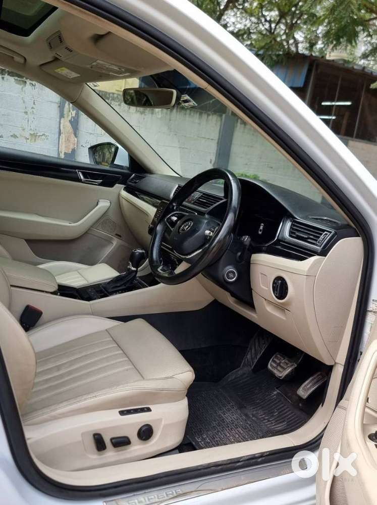 Skoda Superb 2.0 Tsi At L&k, 2021, Petrol