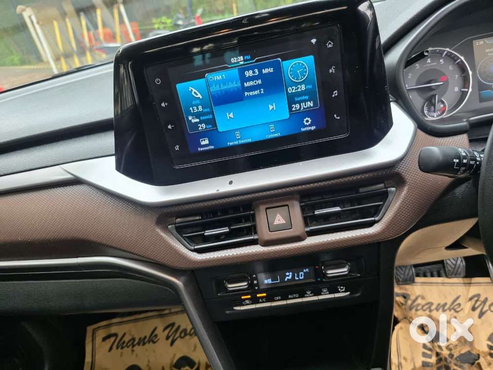 Maruti Suzuki Brezza 1.5 Zxi Smart Hybrid, 2023, Petrol