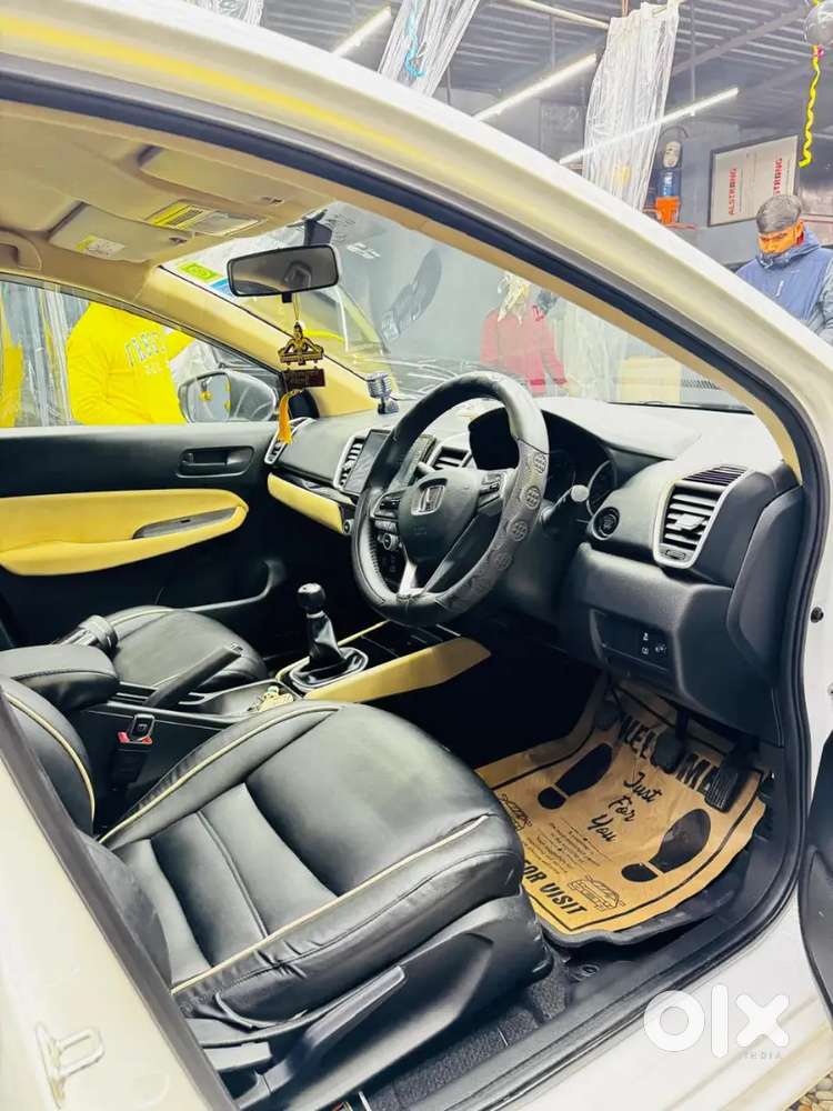 Honda City Zx 2023 Petrol 42000 Km Driven