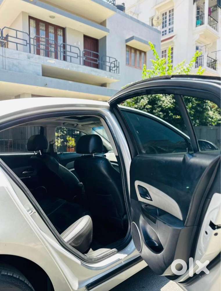 Chevrolet Cruze 2012 Diesel 87000 Km Driven Well Maintained Neat