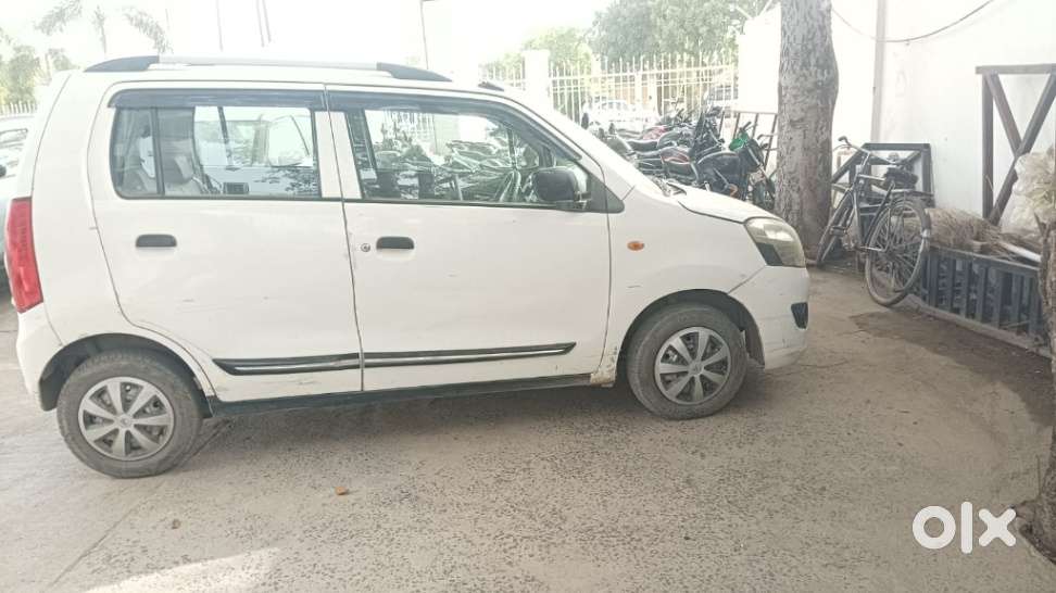 Maruti Suzuki Wagon R Lxi, 2013, Petrol