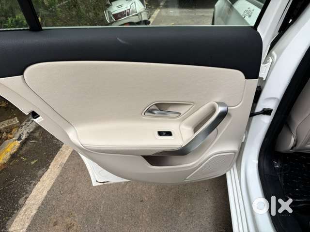 Mercedes-benz A-class Limousine 200, 2025, Petrol