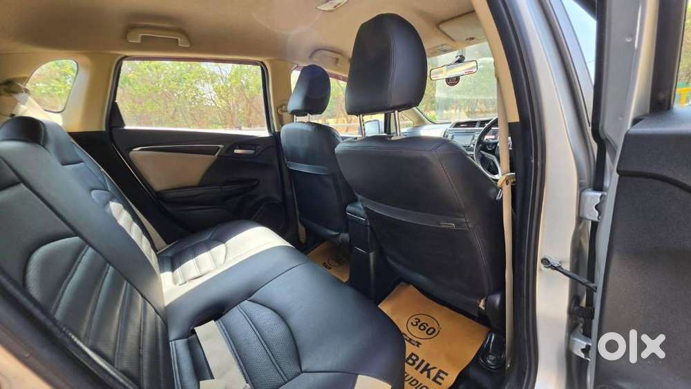 Honda Jazz V Automatic, 2015, Petrol