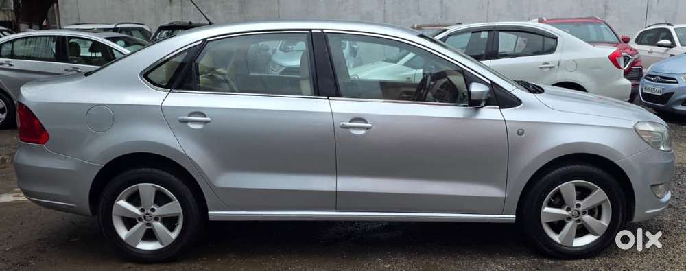 Skoda Rapid 1.6 Mpi At Elegance Plus, 2016, Petrol