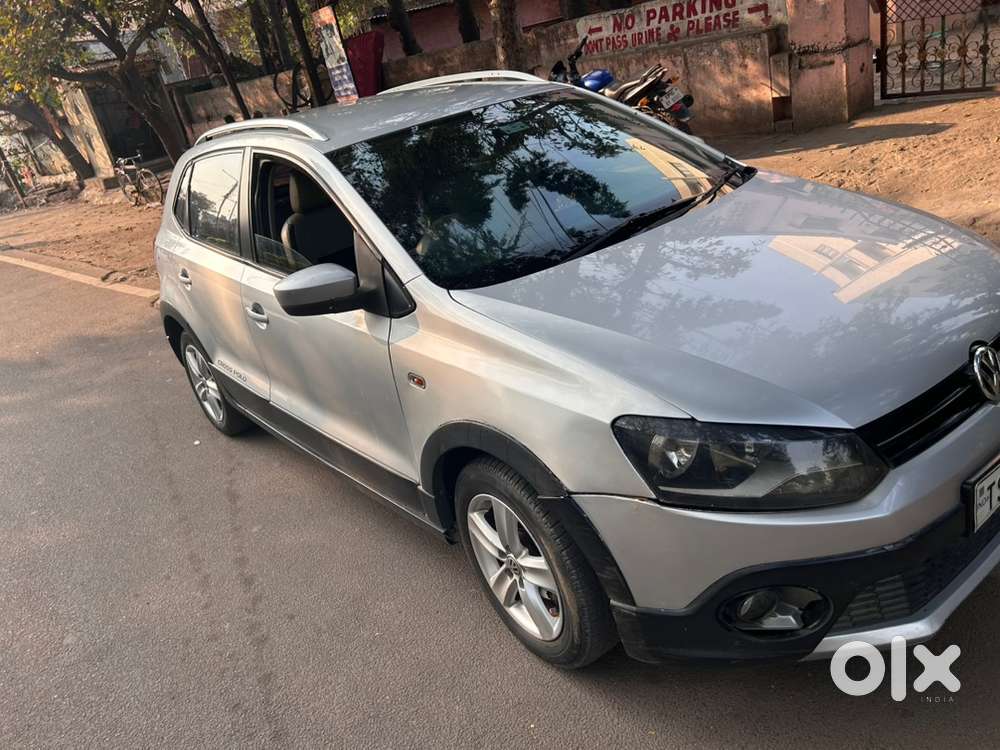 Volkswagen Crosspolo 2015 Diesel Good Condition