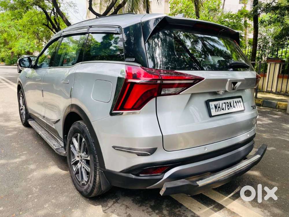 Mahindra Xuv700 2.0 Ax 7 Petrol Mt Str, 2023, Petrol