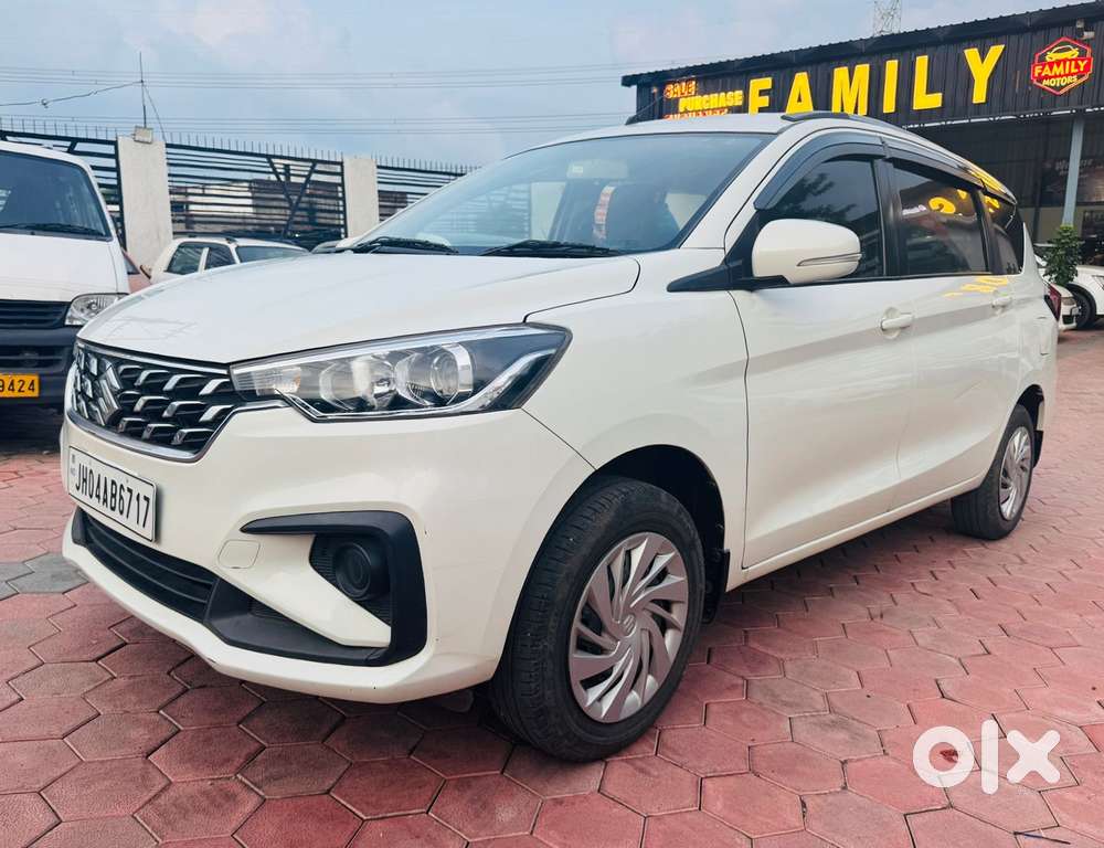 Maruti Suzuki Ertiga 1.5 Vxi, 2024, Petrol