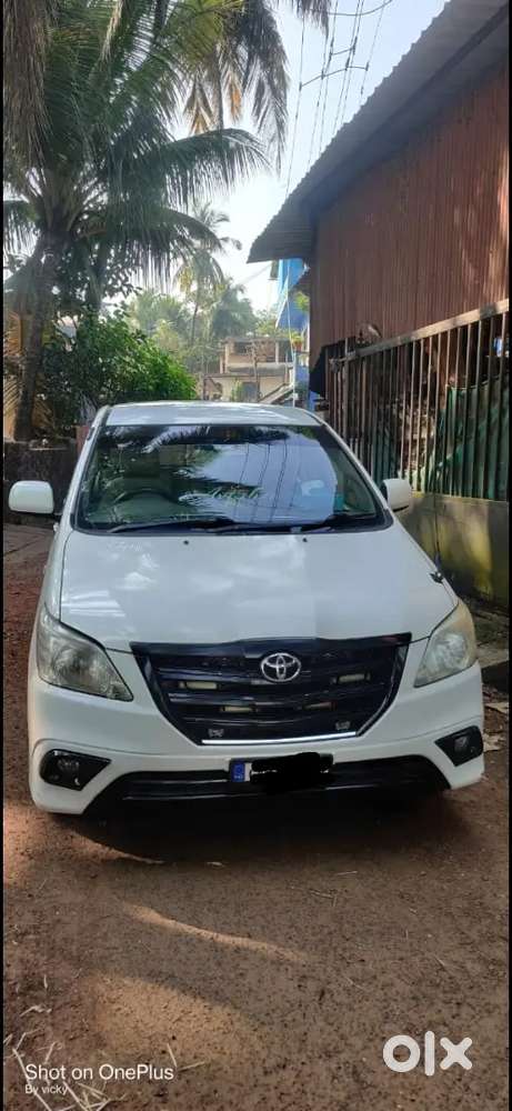 Toyota Innova 2012 Diesel Well Maintained