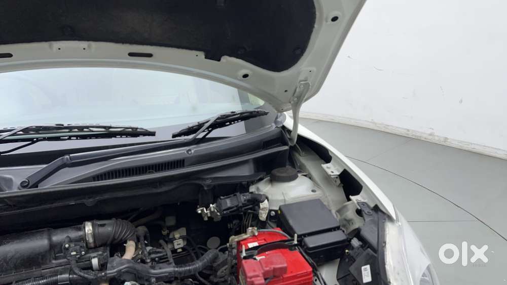 Maruti Suzuki Dzire 1.2 Vxi, 2023, Petrol