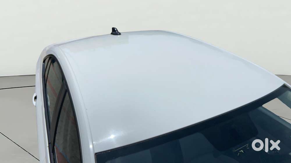 Skoda Slavia 1.0 Ambition Tsi At, 2023, Petrol