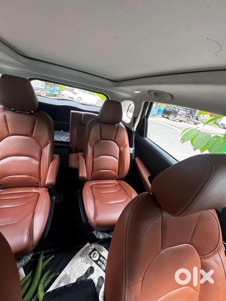 Mg Hector Plus 2022
