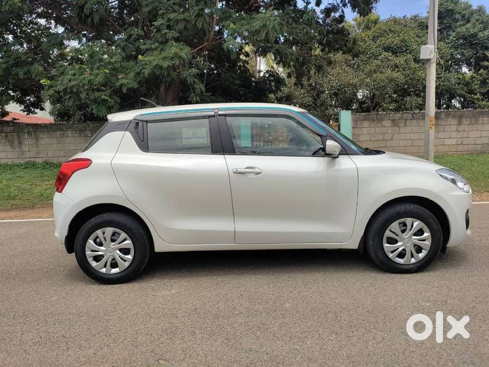 Maruti Suzuki Swift VVT VXI, 2023, Petrol