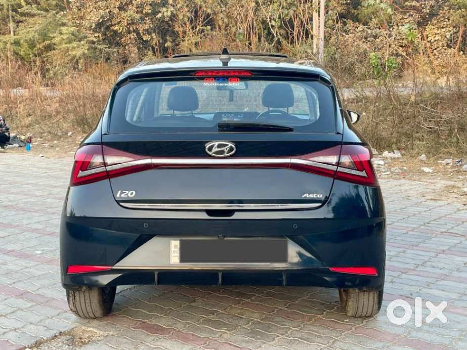 Hyundai New I20 1.2 Asta Mt Dual Tone, 2022, Petrol