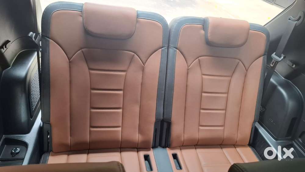 Mahindra Alturas G4 4x2 At, 2022, Diesel