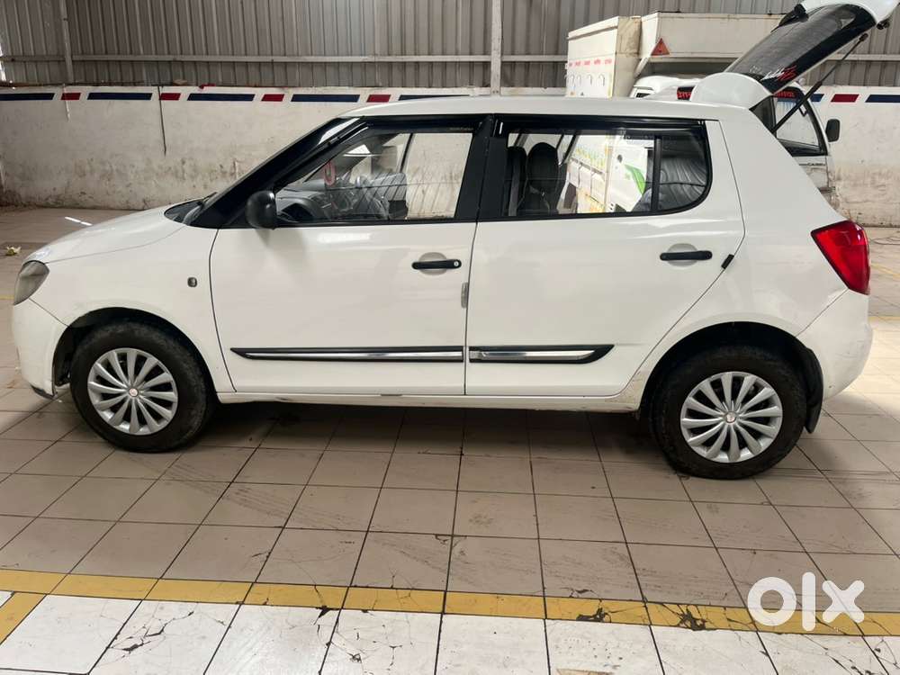 Skoda Fabia Petrol 120000 Km Driven