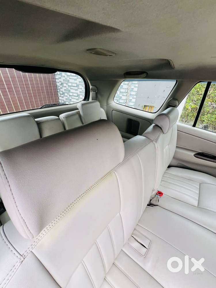 Toyota Innova 2.5 V 8 Str, 2013, Diesel