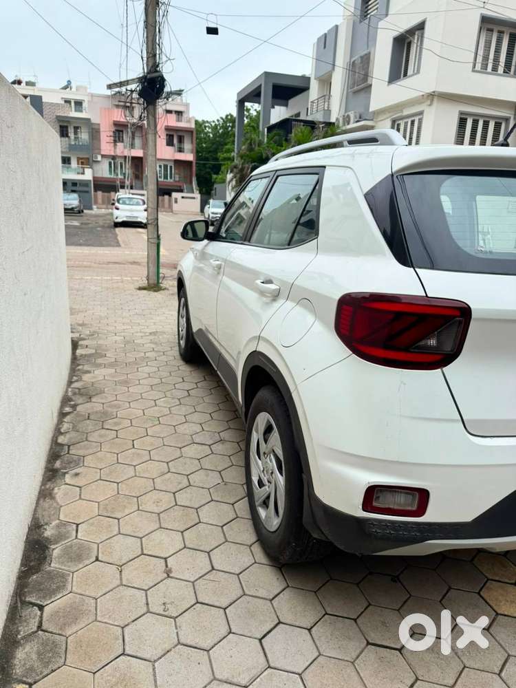 Hyundai Venue S Diesel 2021