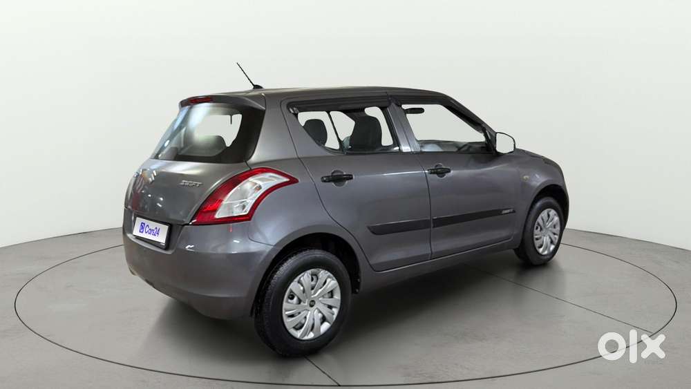 Maruti Suzuki Swift Lxi, 2015, Petrol