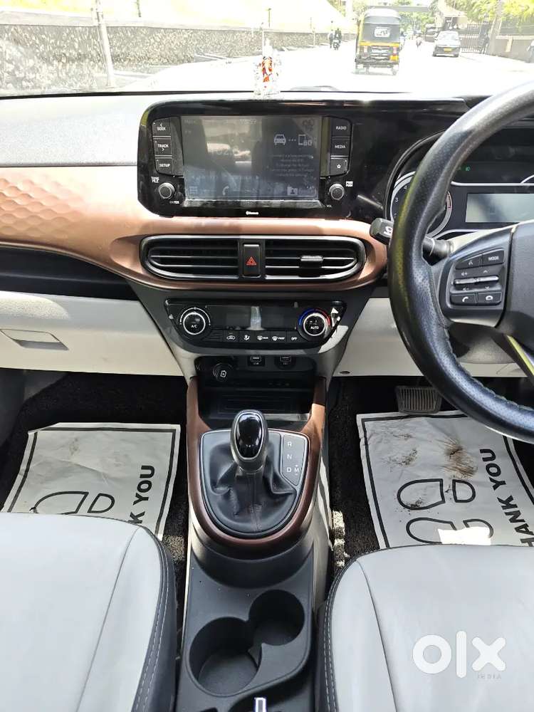 Hyundai Aura Sx+ Auto 2021 Nov Petrol