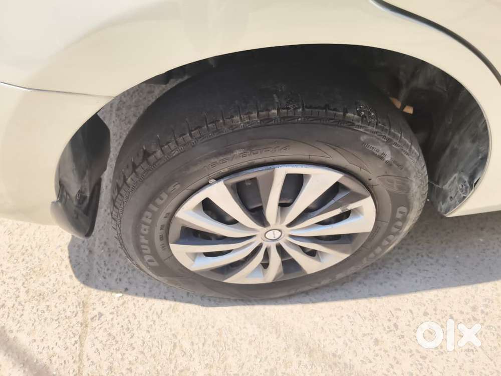 Maruti Suzuki Dzire 1.2 Vxi Amt, 2018, Petrol