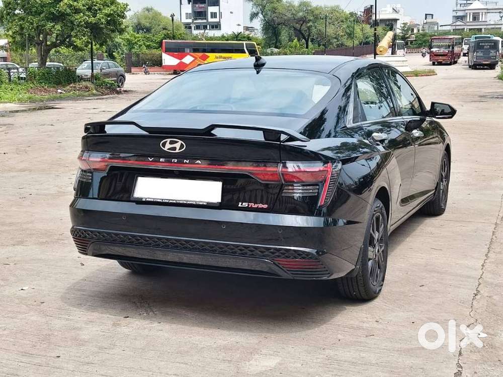 Hyundai Verna 1.5 Sx (o) Turbo Petrol Dct, 2025, Petrol