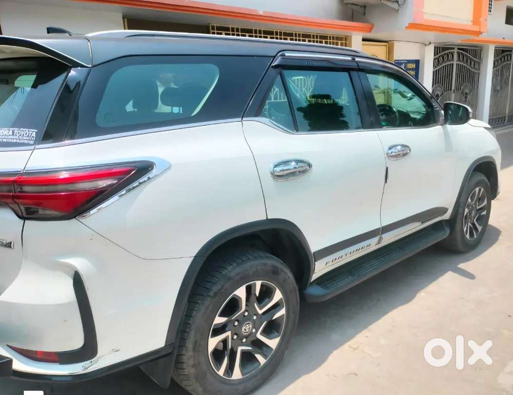 Toyota Fortuner Legender 2021