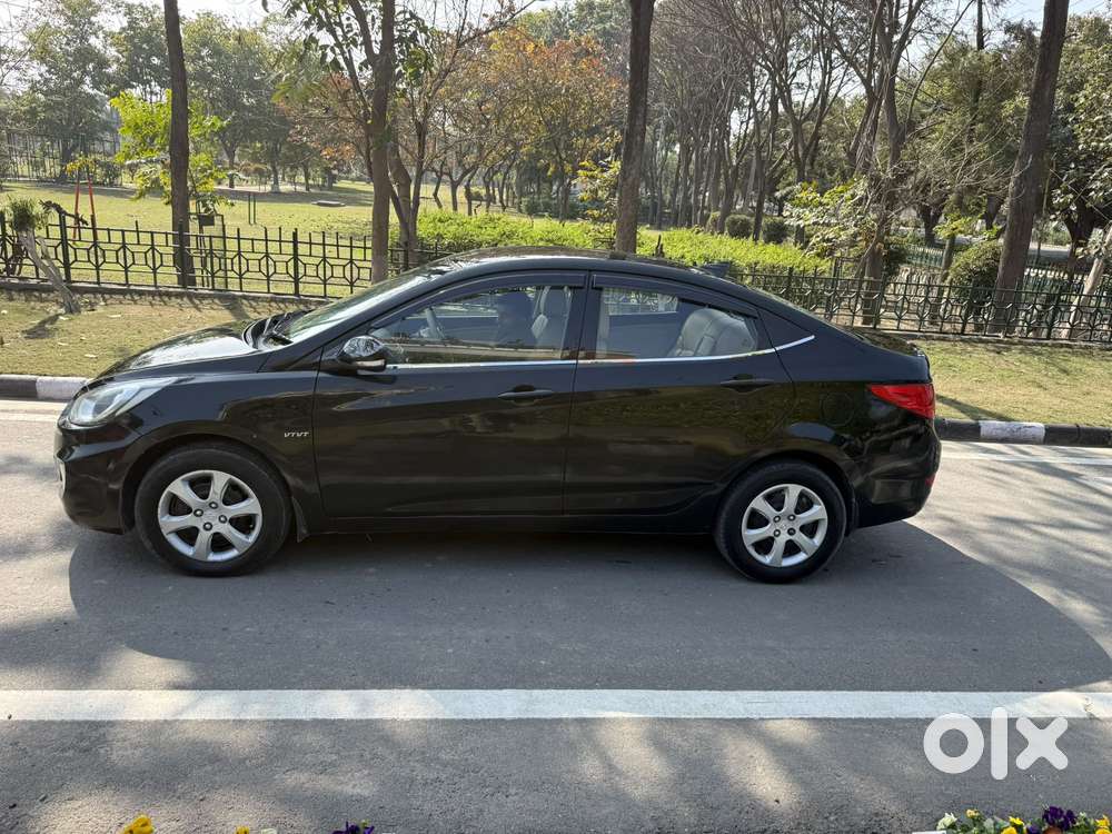 Hyundai Verna Vtvt 1.6 E, 2011, Petrol