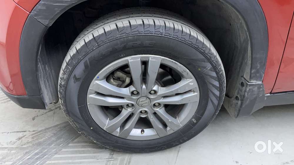 Maruti Suzuki Vitara Brezza Zdi+ Dual Tone Mt, 2016, Diesel
