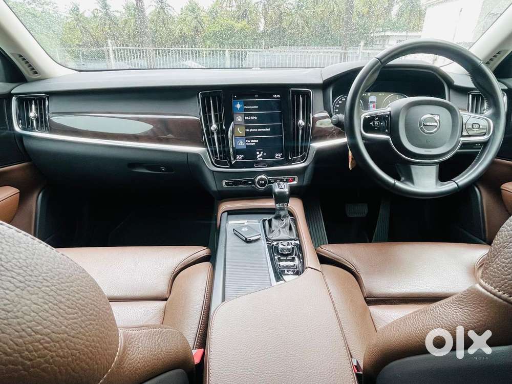 Volvo S90 D4 Momentum, 2019, Diesel