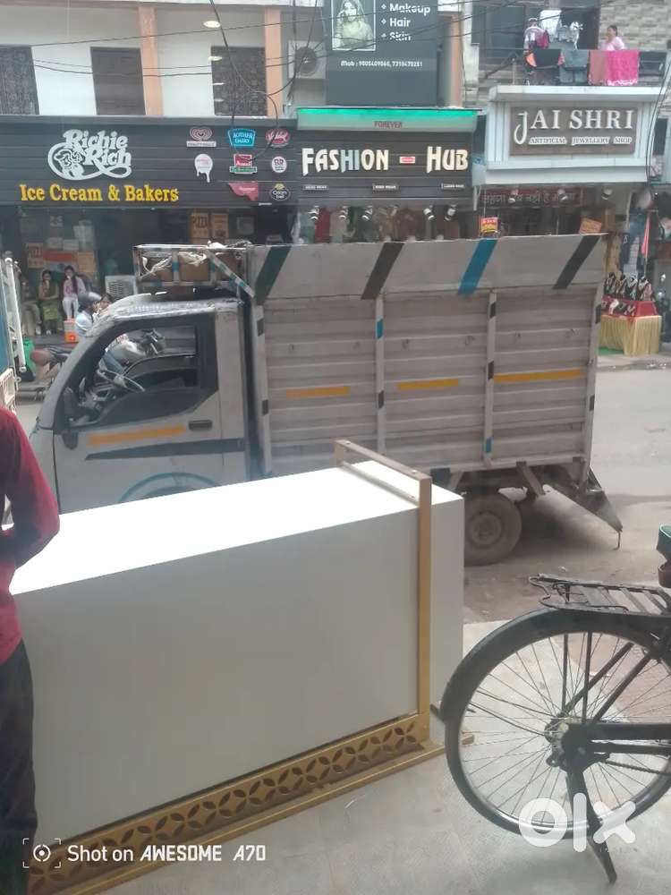 Apni Car Scrap Me Dene K Liye Sampark Kre