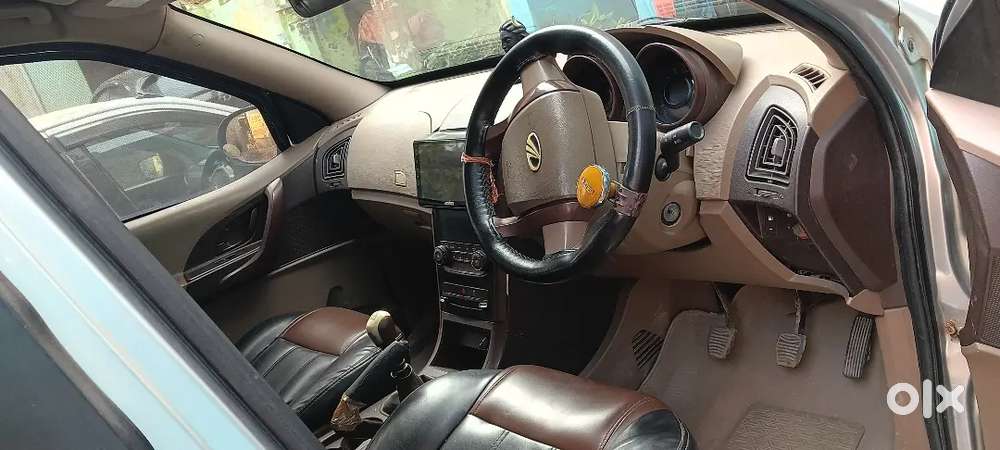 Mahindra Xuv500 2014 Diesel 95000 Km Driven