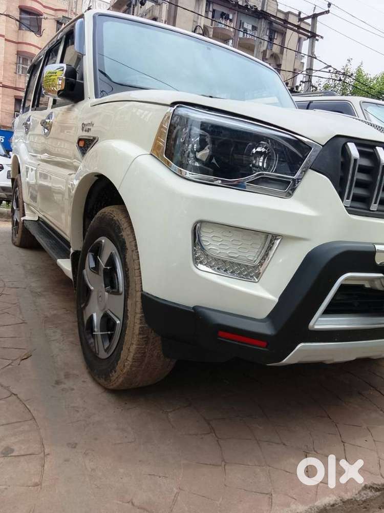 Mahindra Scorpio S6 Plus, 2015, Diesel