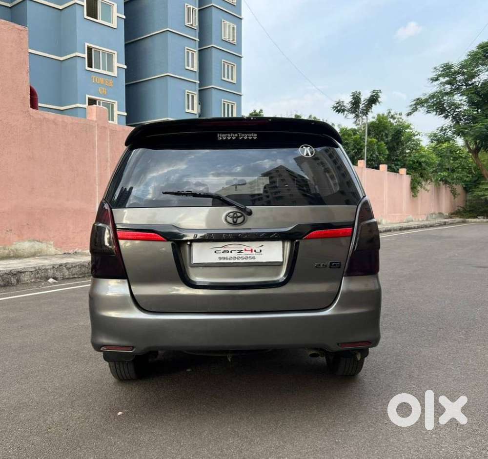 Toyota Innova 2.5 Gx (diesel) 8 Seater Bs Iv, 2014, Diesel