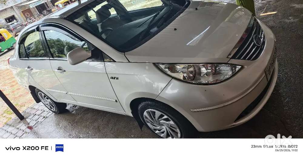Tata Altroz Ev Xz 2011