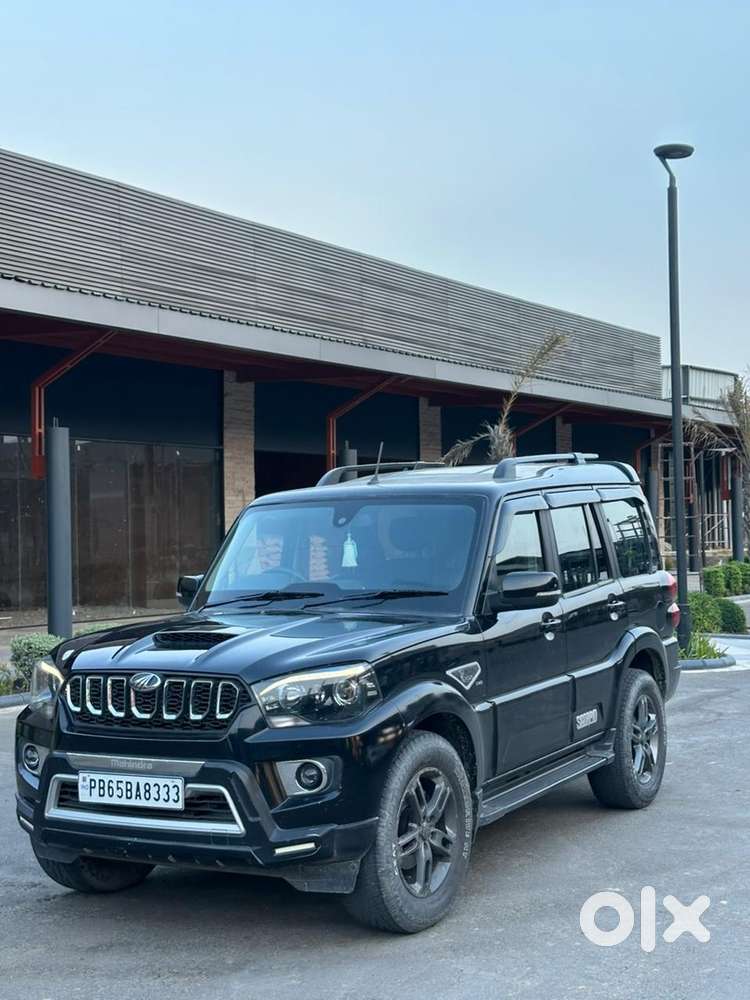 Mahindra Scorpio Classic 2021