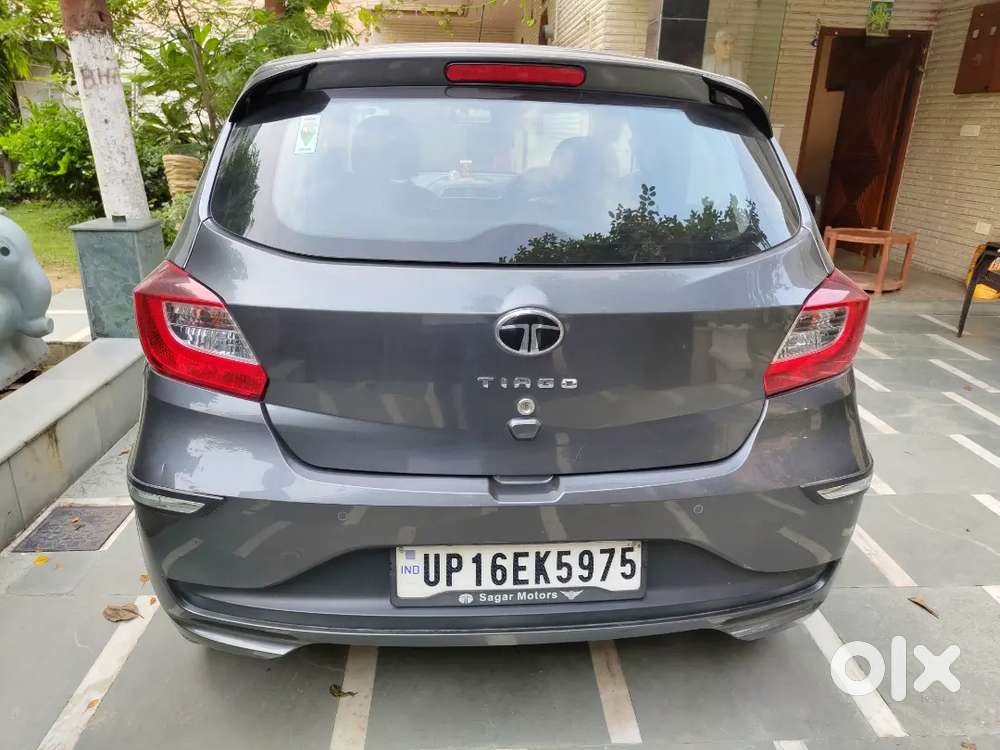 Tata Tiago 1.2 Revotron 2024 Automatic