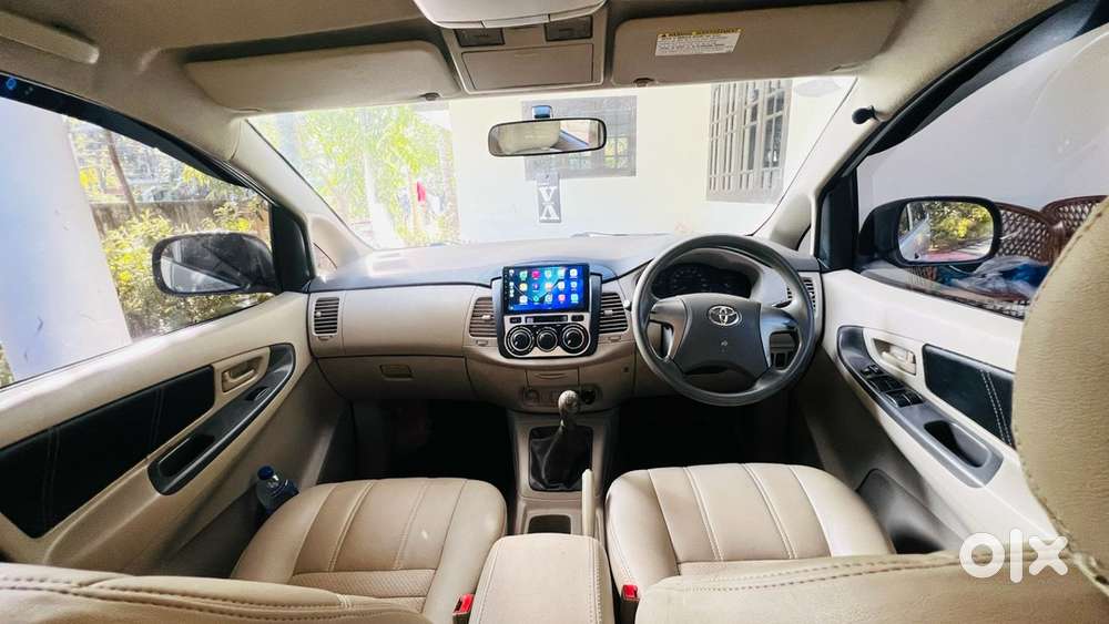 Toyota Innova Diesel 2012