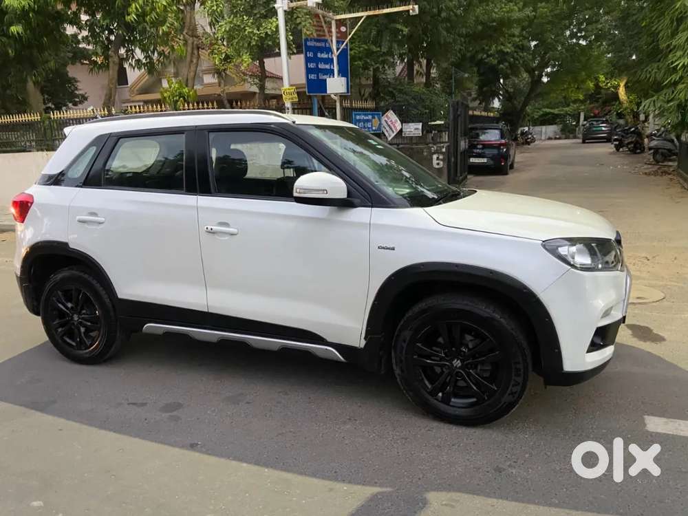 Maruti Suzuki Vitara Brezza Zdi Plus Amt Dual Tone, 2018, Diesel