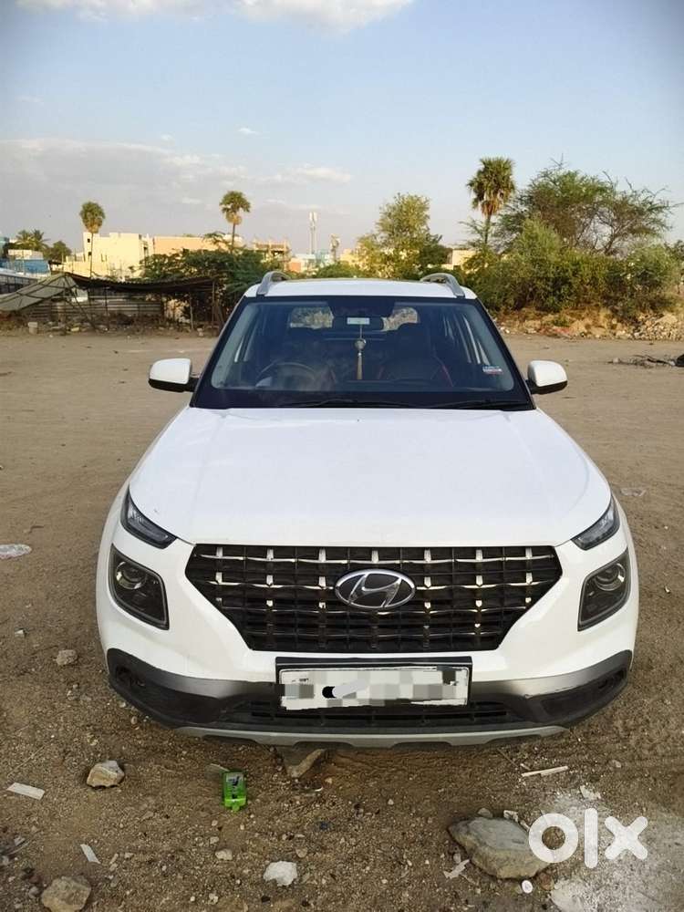 Hyundai Venue Sx(o) Knight Edition Mt, 2022, Diesel