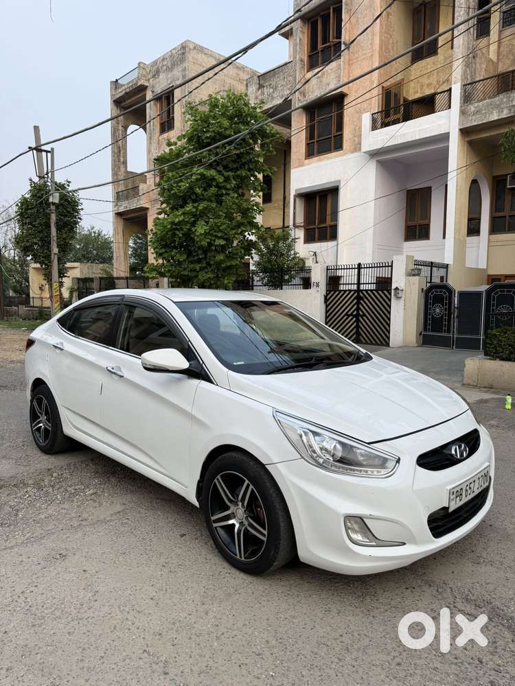 Hyundai Verna 1.6 Crdi At Sx Option, 2015, Diesel