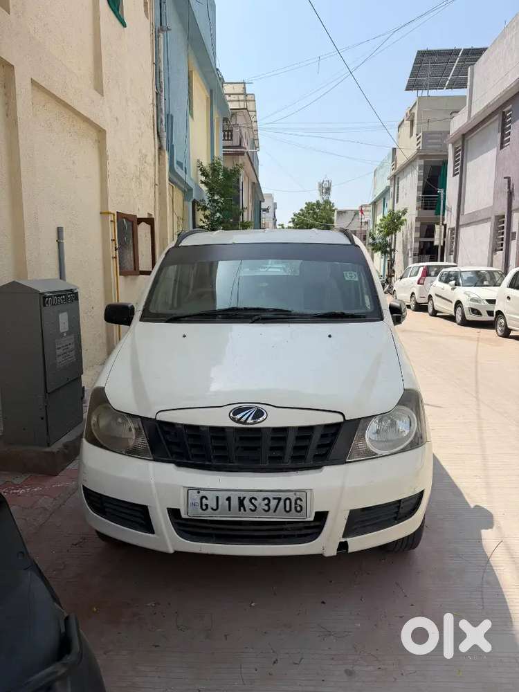 Mahindra Quanto 1.5 2012