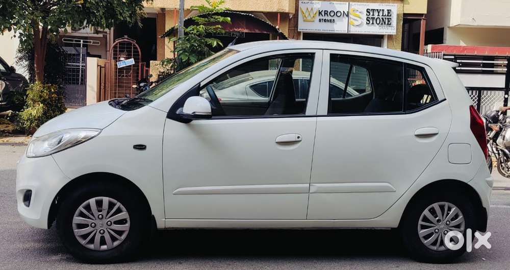 Hyundai I10 Sportz 1.2 Automatic Kappa2, 2013, Petrol