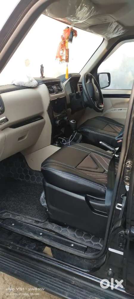 Mahindra Scorpio Classic S 11 Top Model