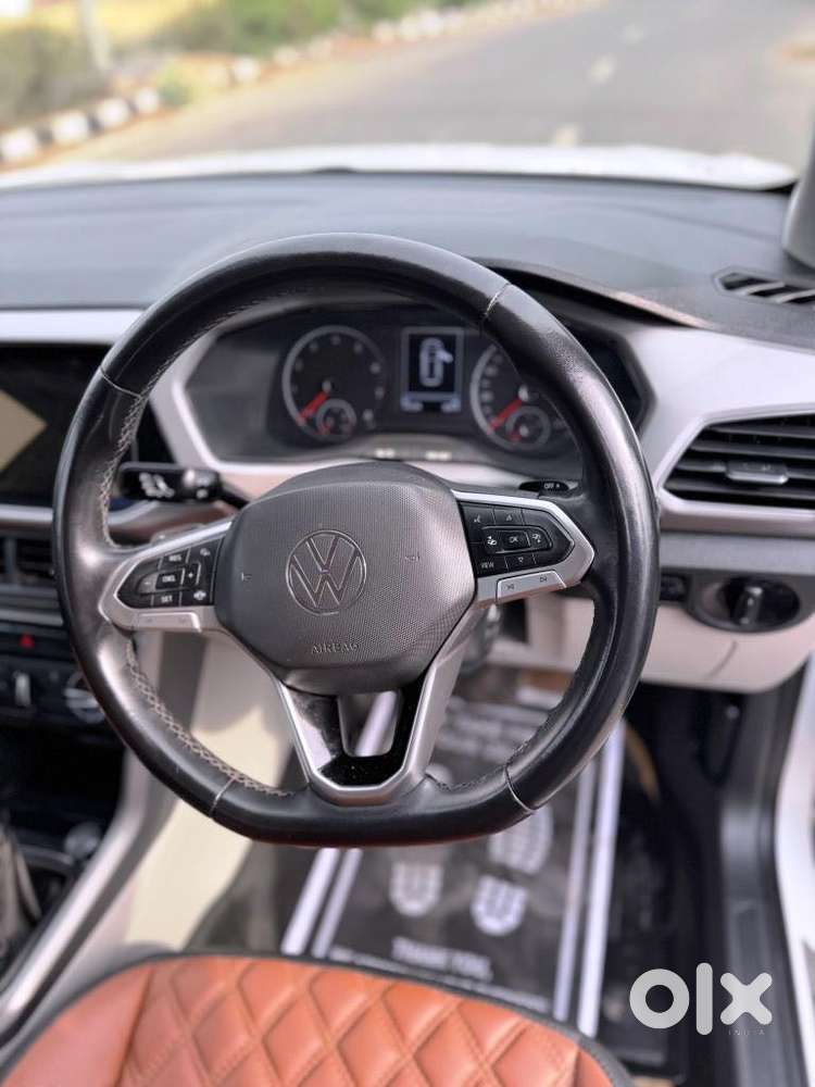 Volkswagen Taigun 1.0 Tsi Highline At, 2022, Petrol