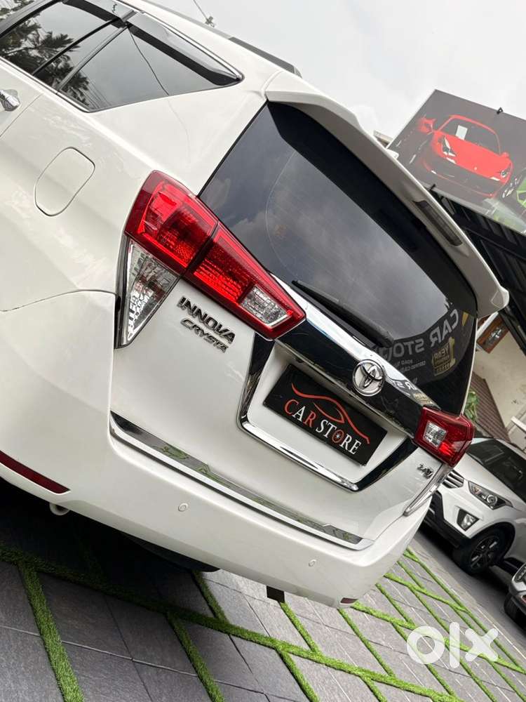 Toyota Innova Crysta 2.4 V 8 Str, 2018, Diesel