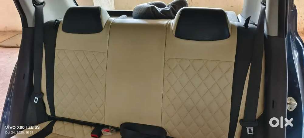Very Well Maintained Hyundai Grand I10 2022 Cng For Urgent Sell