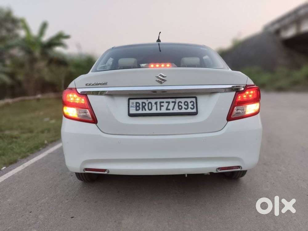 Maruti Suzuki Dzire 1.2 Vxi, 2023, Petrol