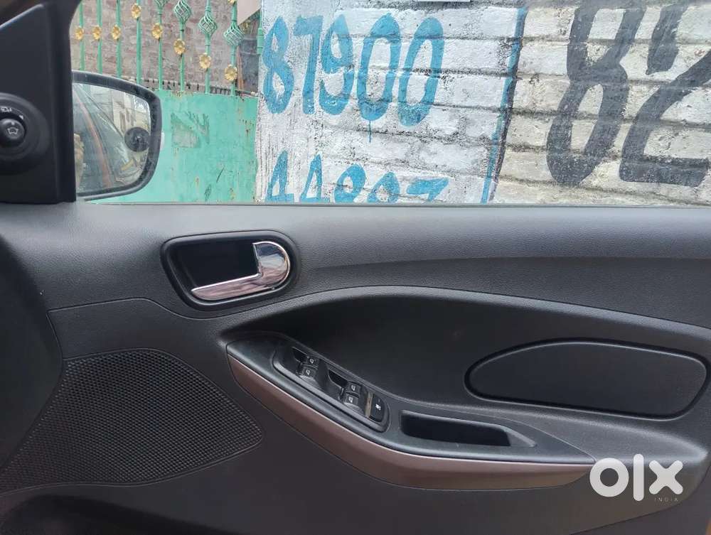 Ford Freestyle 2019 Petrol 98000 Km Driven