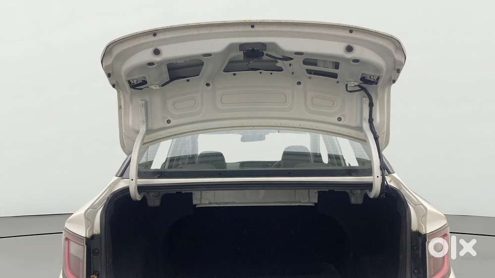 Hyundai Aura 1.0 Sx Plus Petrol, 2020, Petrol