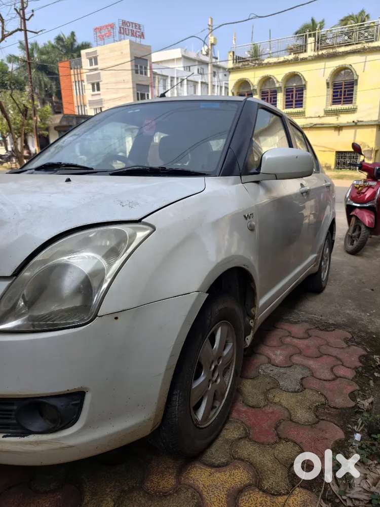 Maruti Suzuki Swift Dzire 2011 Petrol